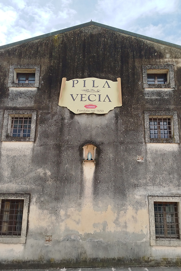 Foto della Pila Vecia come rifugio durante la Seconda Guerra Mondiale